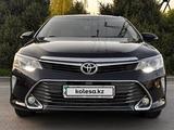 Toyota Camry 2015 годаүшін10 600 000 тг. в Алматы