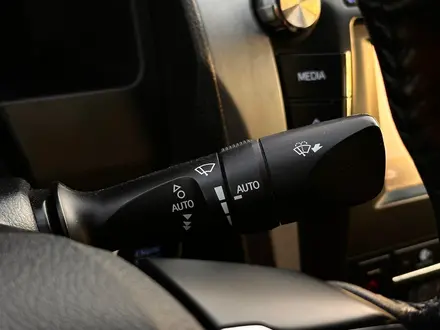 Toyota Camry 2015 года за 10 600 000 тг. в Алматы – фото 16