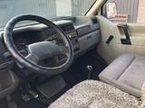 Volkswagen Transporter 1995 года за 2 000 000 тг. в Каскелен – фото 5