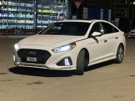 Hyundai Sonata 2018 года за 8 000 000 тг. в Астана