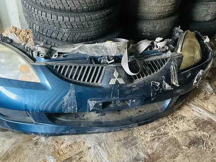 Ноускат Mitsubishi Lanser морда за 200 000 тг. в Алматы – фото 2