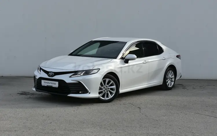 Toyota Camry 2023 годаүшін14 400 000 тг. в Атырау