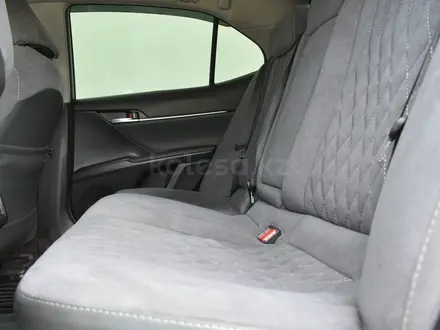 Toyota Camry 2023 года за 14 400 000 тг. в Атырау – фото 16