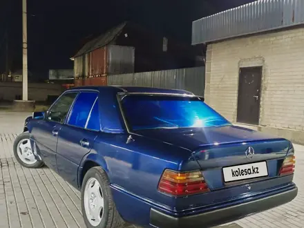 Mercedes-Benz E 300 1990 года за 1 900 000 тг. в Алматы – фото 10