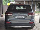 Kia Sorento 2017 года за 10 100 000 тг. в Уральск – фото 2