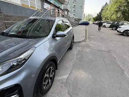 Kia Sportage 2021 года за 9 897 000 тг. в Алматы – фото 2