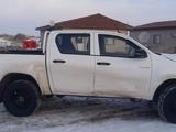 Toyota Hilux 2018 года за 9 000 000 тг. в Атырау – фото 3