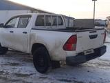 Toyota Hilux 2018 года за 9 000 000 тг. в Атырау – фото 4
