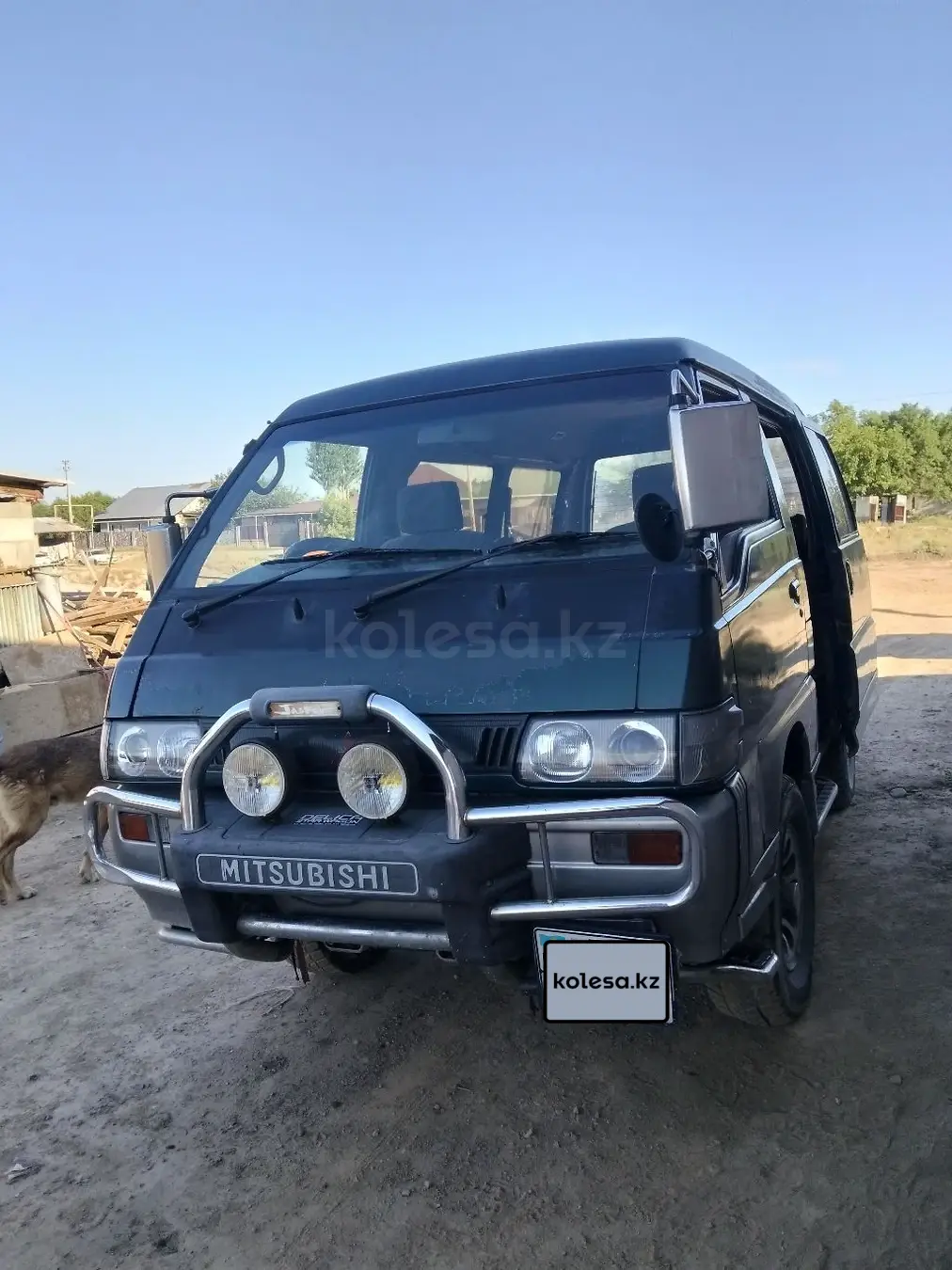 Mitsubishi Delica, 1994