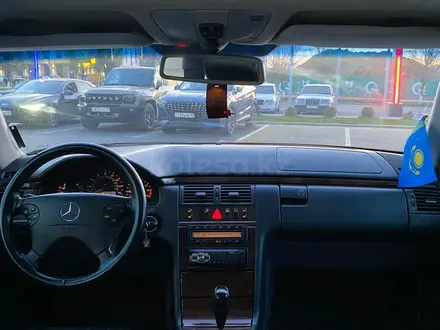Mercedes-Benz E 320 2001 года за 5 500 000 тг. в Шымкент – фото 5