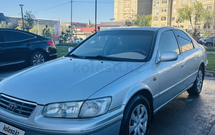 Toyota Camry 2000 года за 3 800 000 тг. в Шымкент
