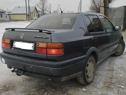 Volkswagen Vento 1992 года за 1 999 999 тг. в Семей – фото 3