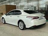 Toyota Camry 2021 годаfor16 100 000 тг. в Шымкент – фото 3