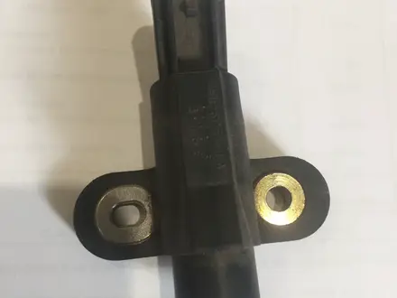 Датчик коленвала форд за 9 000 тг. в Астана