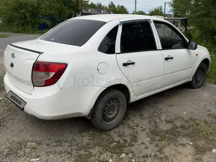 ВАЗ (Lada) Granta 2190 2014 года за 2 000 000 тг. в Усть-Каменогорск – фото 2
