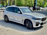 BMW X5 2021 года за 59 500 000 тг. в Алматы – фото 2