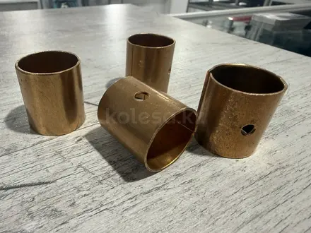 Втулка шатуна газель оригинал за 1 400 тг. в Астана