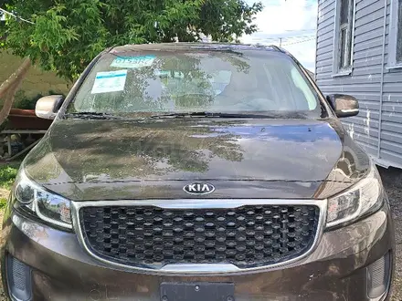 Kia Sedona 2014 года за 7 000 000 тг. в Актобе