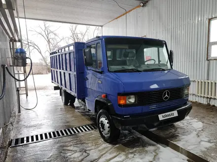 Mercedes-Benz  709D 1993 года за 5 500 000 тг. в Шымкент