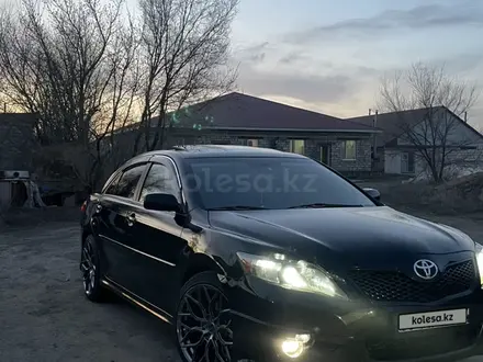 Toyota Camry 2011 года за 8 500 000 тг. в Актобе