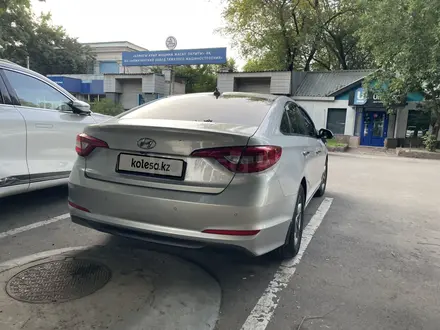 Hyundai Sonata 2016 года за 6 500 000 тг. в Алматы – фото 12
