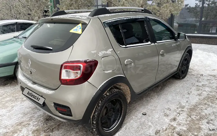 Renault Sandero Stepway 2016 года за 4 900 000 тг. в Астана