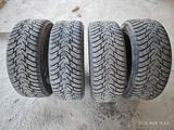Комплект б/у зимней резины Nokian Hakkapeliitta 8 (шипы) с дисками за 140 000 тг. в Актау – фото 3