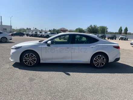 Toyota Camry Prestige 2026 года за 20 190 000 тг. в Актобе – фото 2
