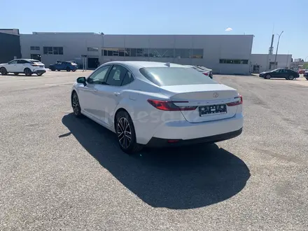Toyota Camry Prestige 2026 года за 20 190 000 тг. в Актобе – фото 3