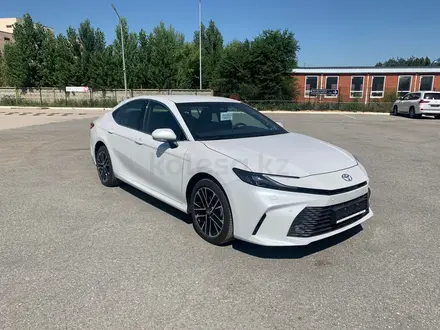 Toyota Camry Prestige 2026 года за 20 190 000 тг. в Актобе – фото 7