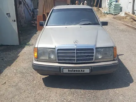 Mercedes-Benz E 230 1989 года за 500 000 тг. в Тараз