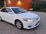 Toyota Camry 2010 года за 6 100 000 тг. в Экибастуз – фото 2