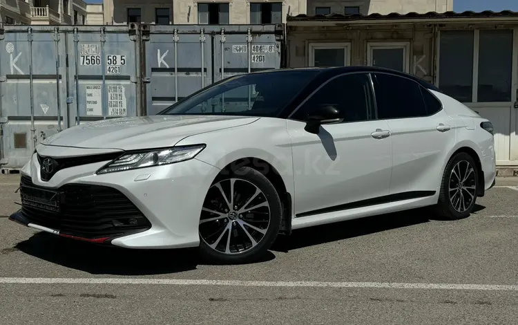 Toyota Camry 2021 годаүшін14 500 000 тг. в Актау