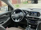 Hyundai Santa Fe 2018 года за 13 800 000 тг. в Шымкент – фото 5