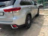 Toyota Highlander 2018 годаүшін20 500 000 тг. в Шымкент – фото 5