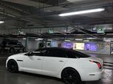 Jaguar XJ 2014 года за 18 990 000 тг. в Алматы – фото 4