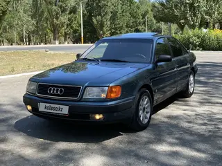 Audi 100