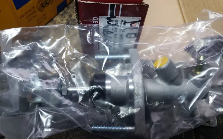 Главный целиндр сцепления , рабочий целиндр сцепления за 4 500 тг. в Алматы