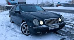 Mercedes-Benz E 320 1998 года за 3 400 000 тг. в Ушарал