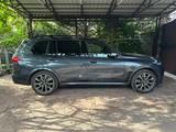 BMW X7 2022 года за 62 000 000 тг. в Алматы – фото 2