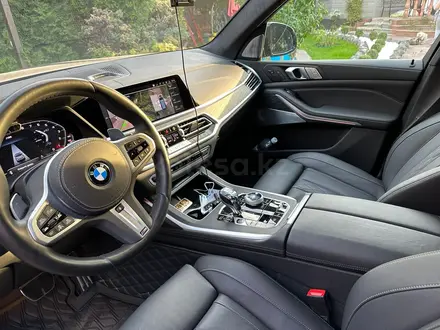 BMW X7 2022 года за 62 000 000 тг. в Алматы – фото 3