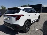 Kia Seltos 2024 годаүшін9 320 000 тг. в Алматы – фото 5