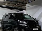 Toyota Vellfire 2012 года за 11 000 000 тг. в Астана