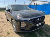 Hyundai Santa Fe 2018 годаүшін10 700 000 тг. в Алматы