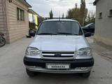 Chevrolet Niva 2008 года за 1 850 000 тг. в Шымкент – фото 4