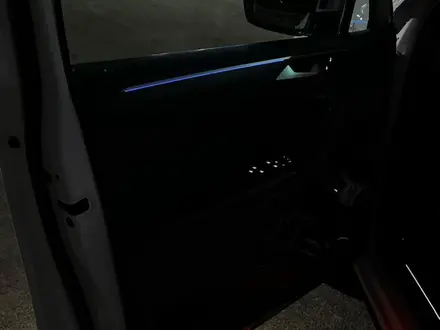 Volkswagen Tiguan 2021 года за 16 000 000 тг. в Алматы – фото 9