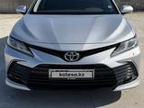 Toyota Camry 2021 годаүшін14 500 000 тг. в Шардара – фото 4