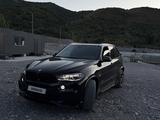 BMW X5 2017 года за 23 000 000 тг. в Алматы – фото 2