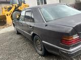 Mercedes-Benz E 230 1990 года за 400 000 тг. в Алматы – фото 2