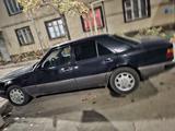 Mercedes-Benz E 260 1986 года за 1 000 000 тг. в Алматы – фото 2